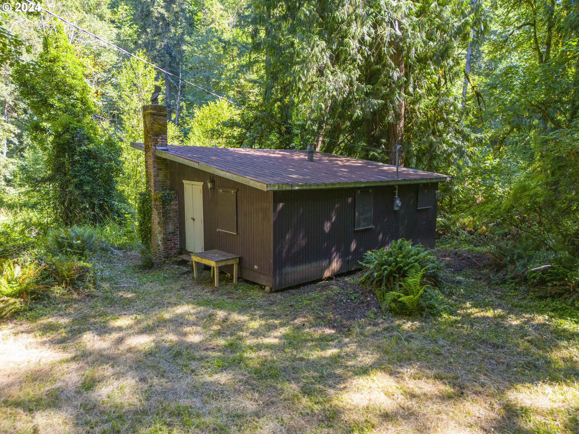 29990 Southeast Knox Road Boring, OR 97009 - Photo 3 of 41 a view of a house with backyard and garden