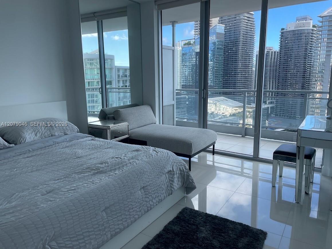 92 Southwest 3rd Street, Unit 3504 Miami, FL 33130 - Photo 9 of 27 Gallery Image 9