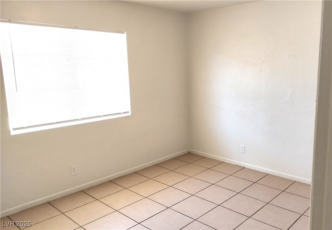 Undisclosed Address Las Vegas, NV 89108 - Photo 13 of 22