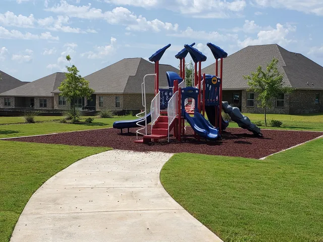 $2,700 | 931 Merganser Way, Crestview, FL 32539