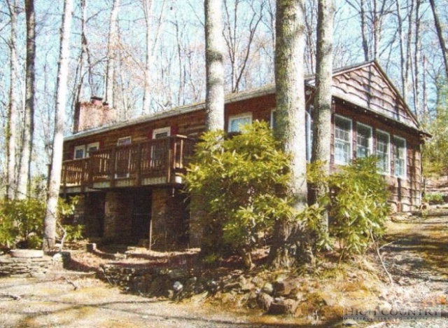 325 Rustic Road West Jefferson, NC 28694 - Photo 1 of 13 Gallery Image 1