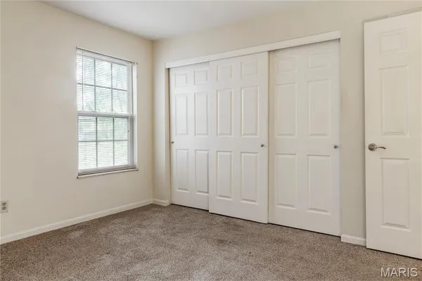$155,000 | 7611 Triwoods Drive, Unit D, Shrewsbury, MO 63119