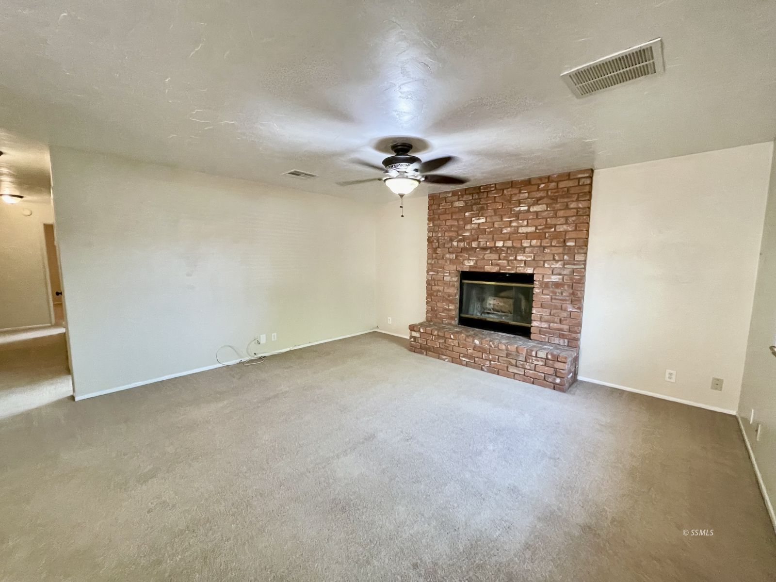 624 Sherwood Court Ridgecrest, CA 93555 - Photo 3 of 30