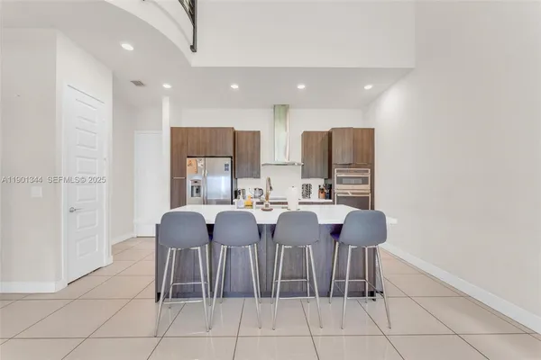 $1,275,000 | 8822 Northwest 161st Terrace, Miami Lakes, FL 33018