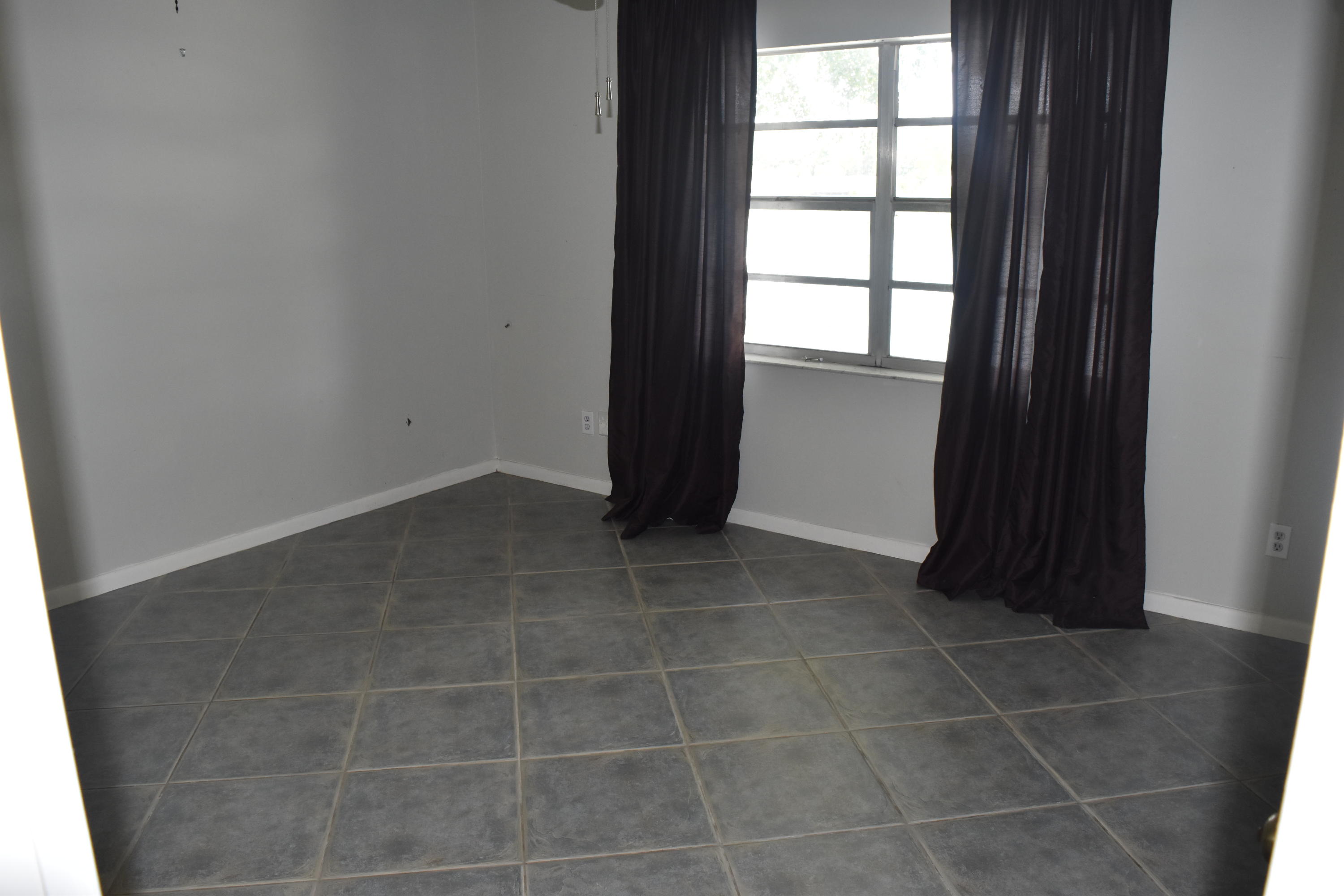 752 Banks Road Coconut Creek, FL 33063 - Photo 23 of 29 DSC_0116