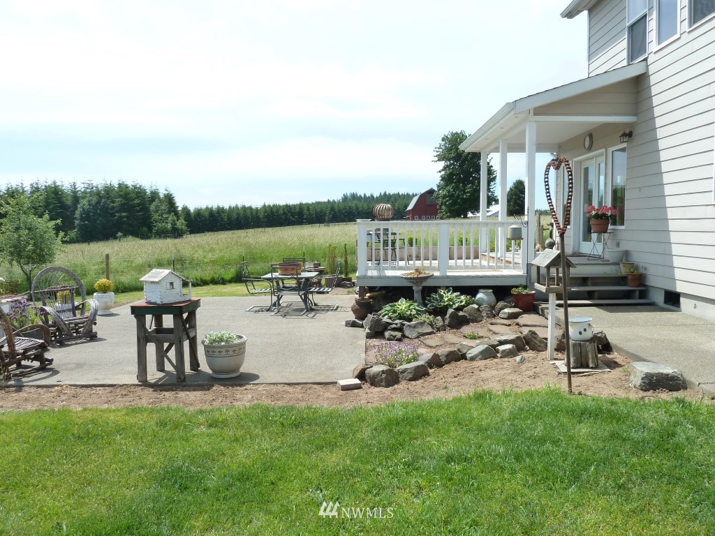 303 South Military Road Winlock, WA 98596 - Photo 15 of 25