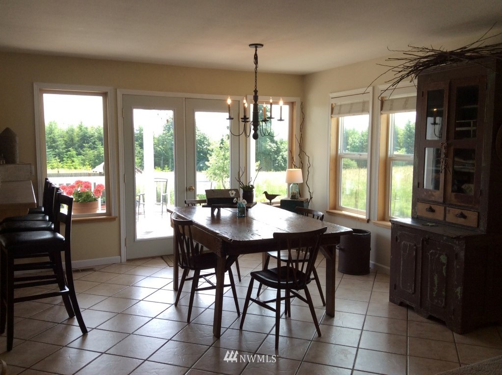 303 South Military Road Winlock, WA 98596 - Photo 6 of 25