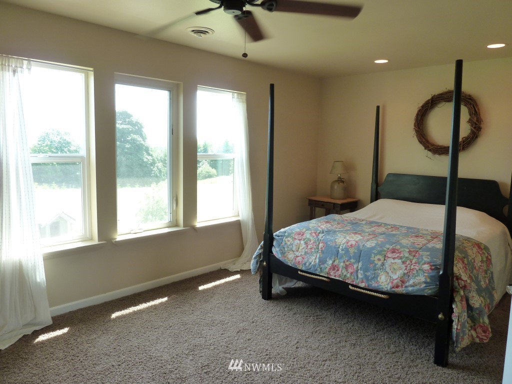 303 South Military Road Winlock, WA 98596 - Photo 10 of 25