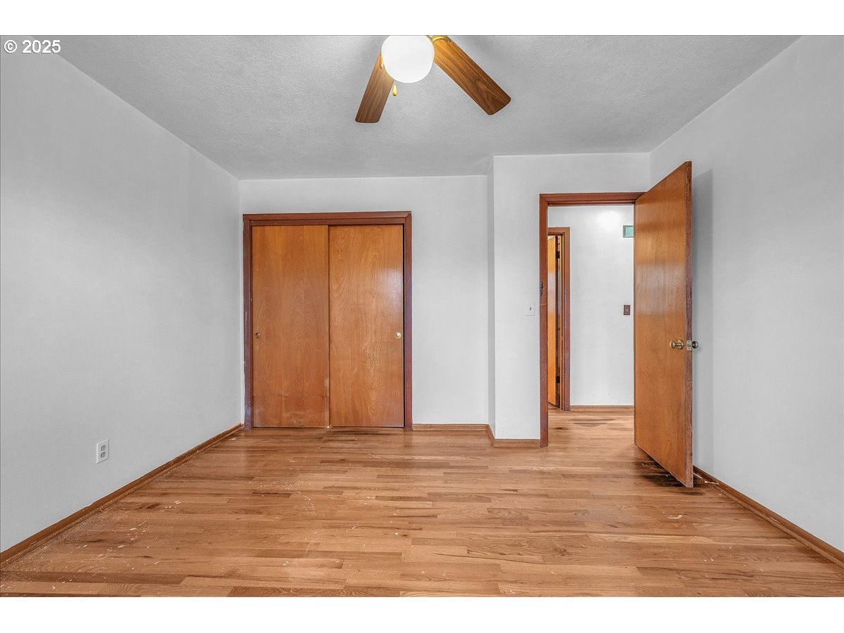 1550 Southeast 4th Street Gresham, OR 97080 - Photo 23 of 38