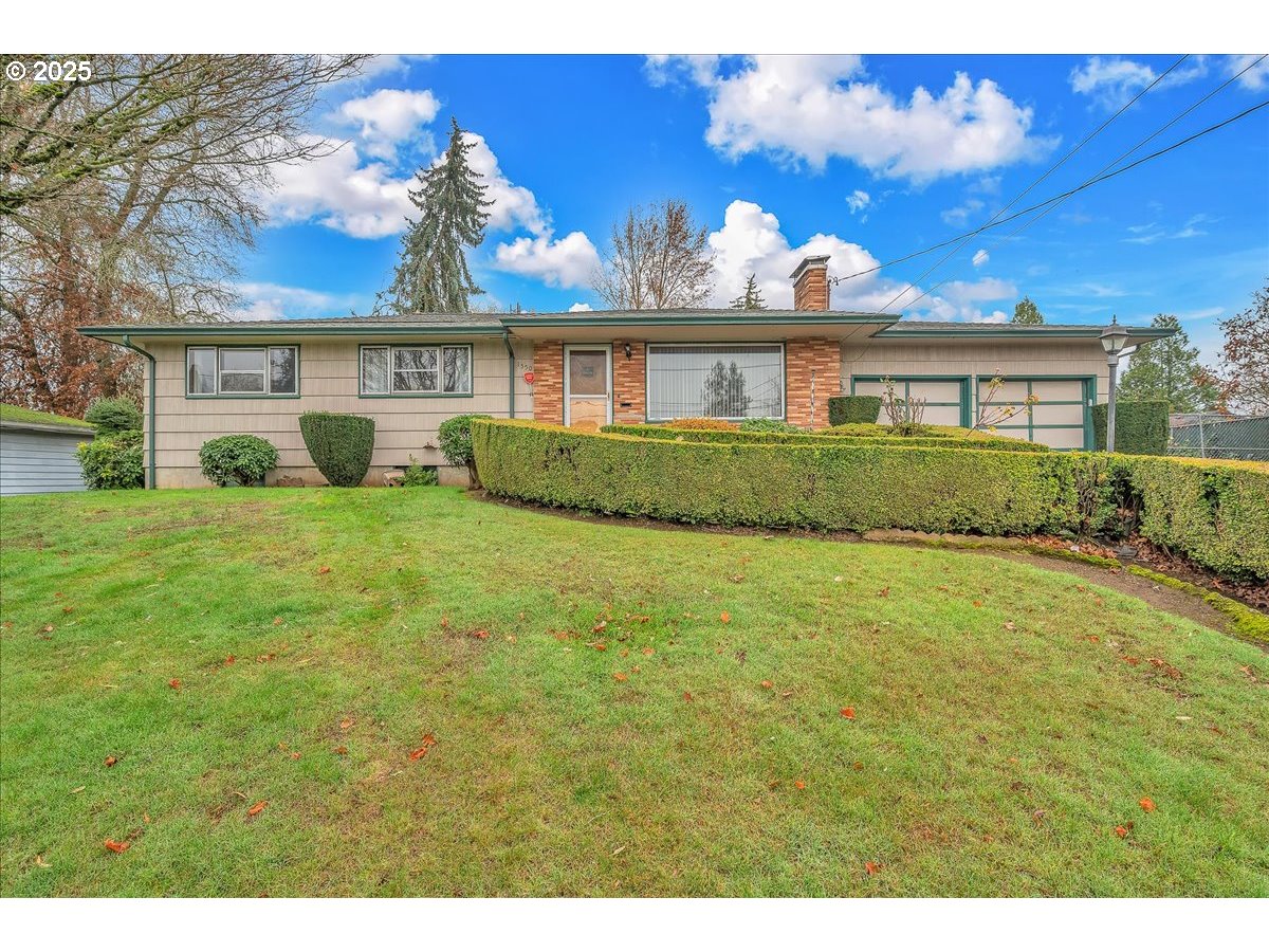 1550 Southeast 4th Street Gresham, OR 97080 - Photo 3 of 38