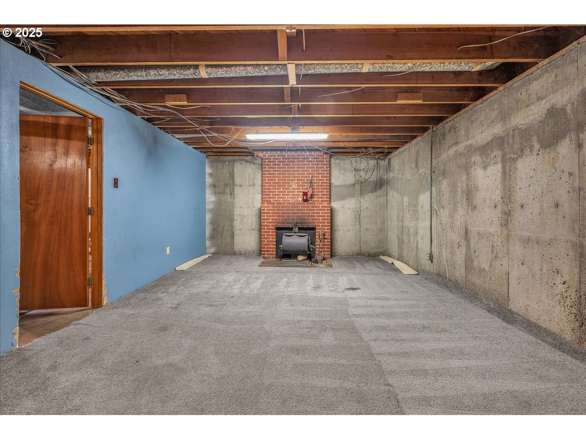 1550 Southeast 4th Street Gresham, OR 97080 - Photo 33 of 38