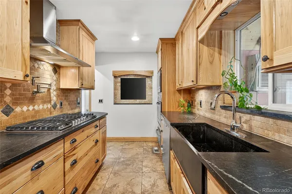 $610,000 | 6685 Upham Street, Arvada, CO 80003