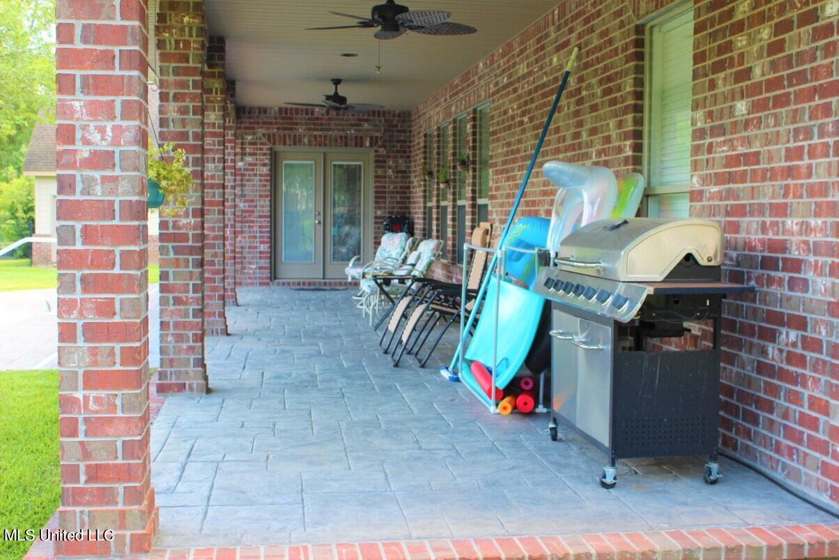 5518 Huckleberry Lane Moss Point, MS 39562 - Photo 18 of 56 18F14EDA-7EAC-450B-8633-38F1627C342E