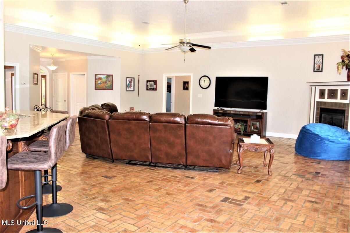5518 Huckleberry Lane Moss Point, MS 39562 - Photo 25 of 56 6F24EC90-DB7A-40D1-B02B-5EEE59243727