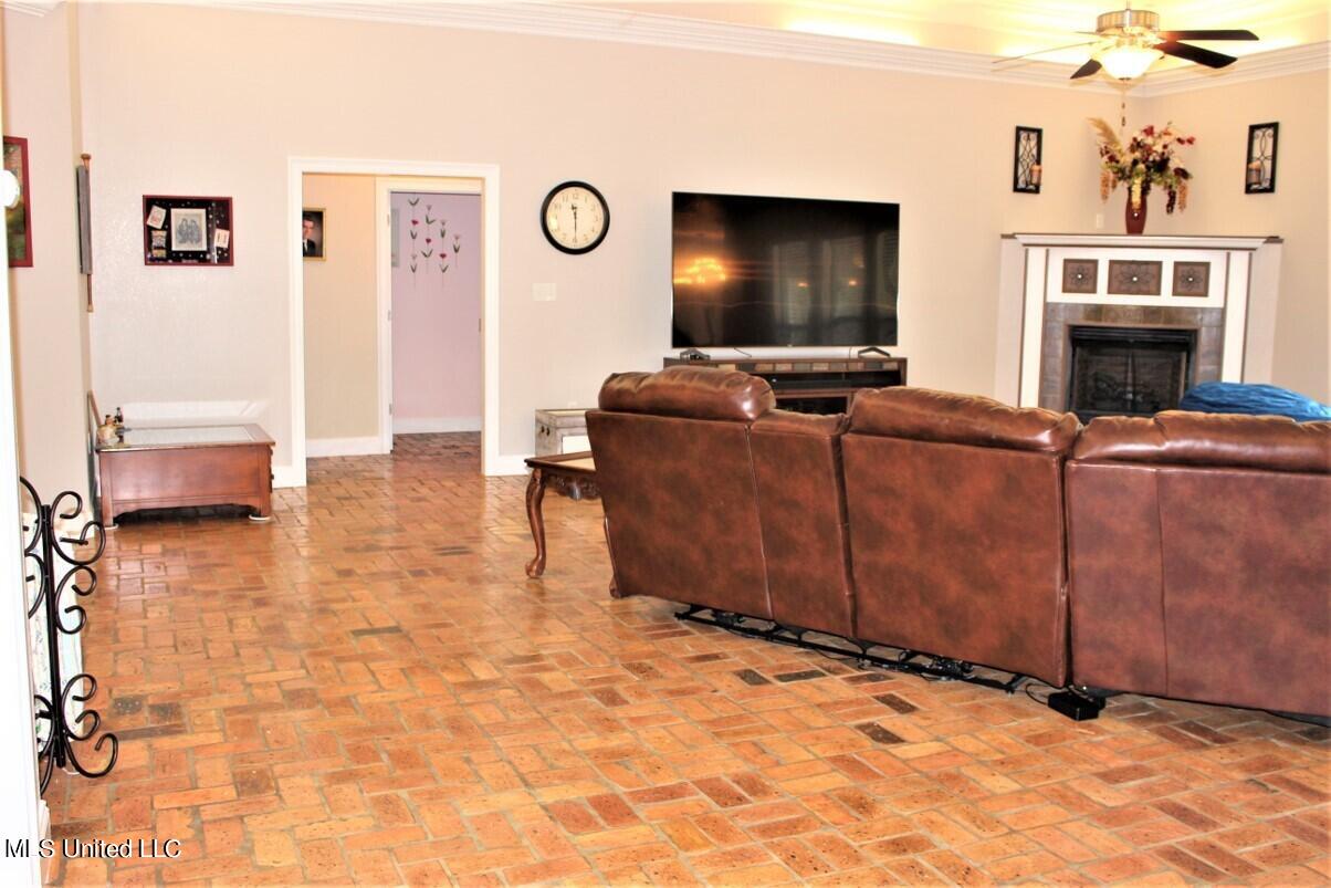 5518 Huckleberry Lane Moss Point, MS 39562 - Photo 27 of 56 D3017B62-05C6-4118-A293-8BAA31A3C1E0