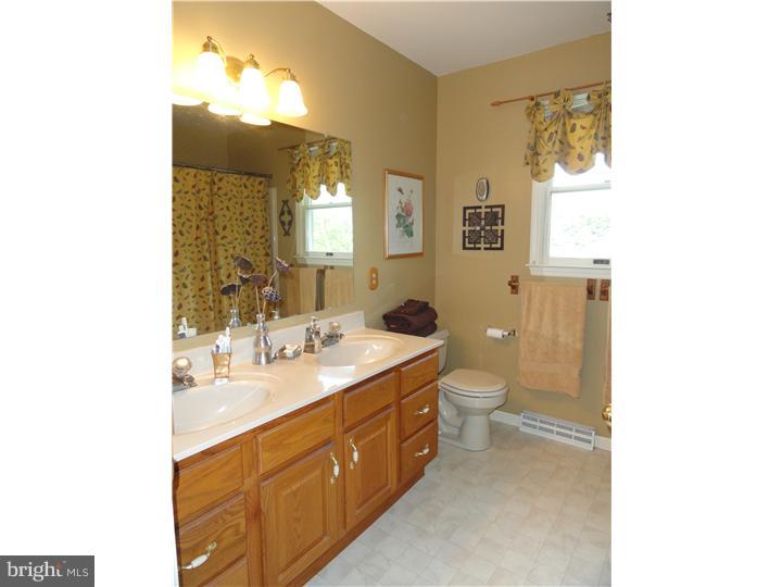 2 Ridgeway Circle Birdsboro, PA 19508 - Photo 16 of 25 Master Bathroom