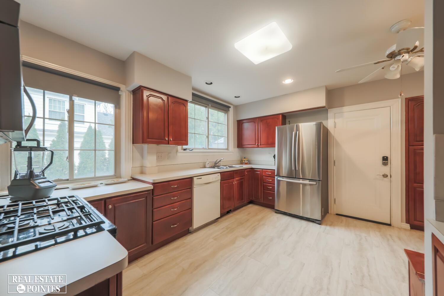 344 Neff Road Grosse Pointe, MI 48230 - Photo 10 of 41