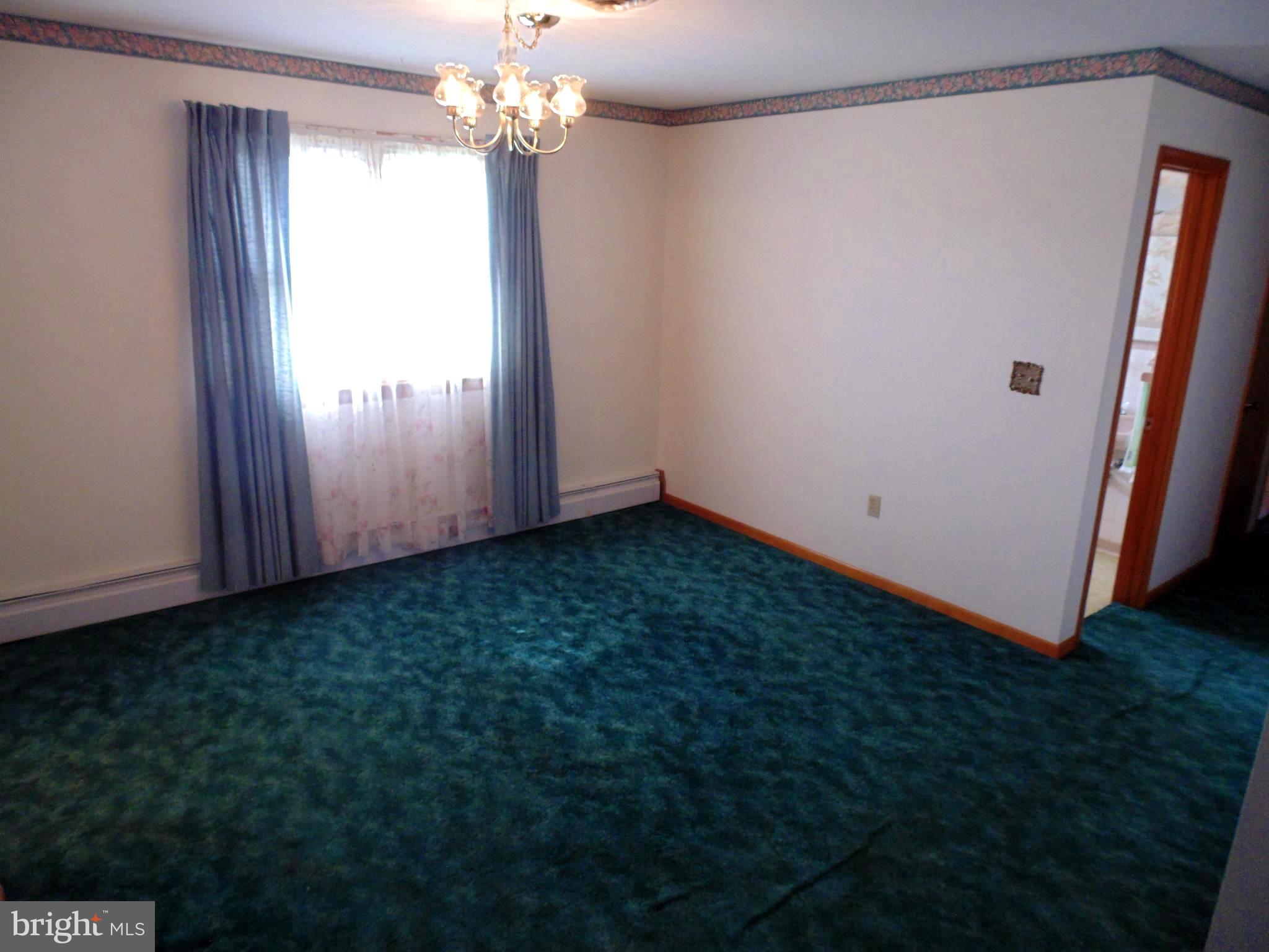 4424 Green Valley Road Monrovia, MD 21770 - Photo 10 of 27 Dining Room