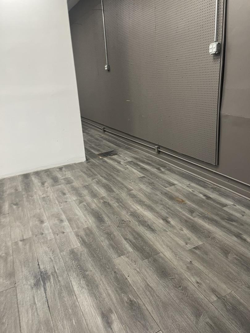 1015 West 63rd Street Chicago, IL 60621 - Photo 5 of 7