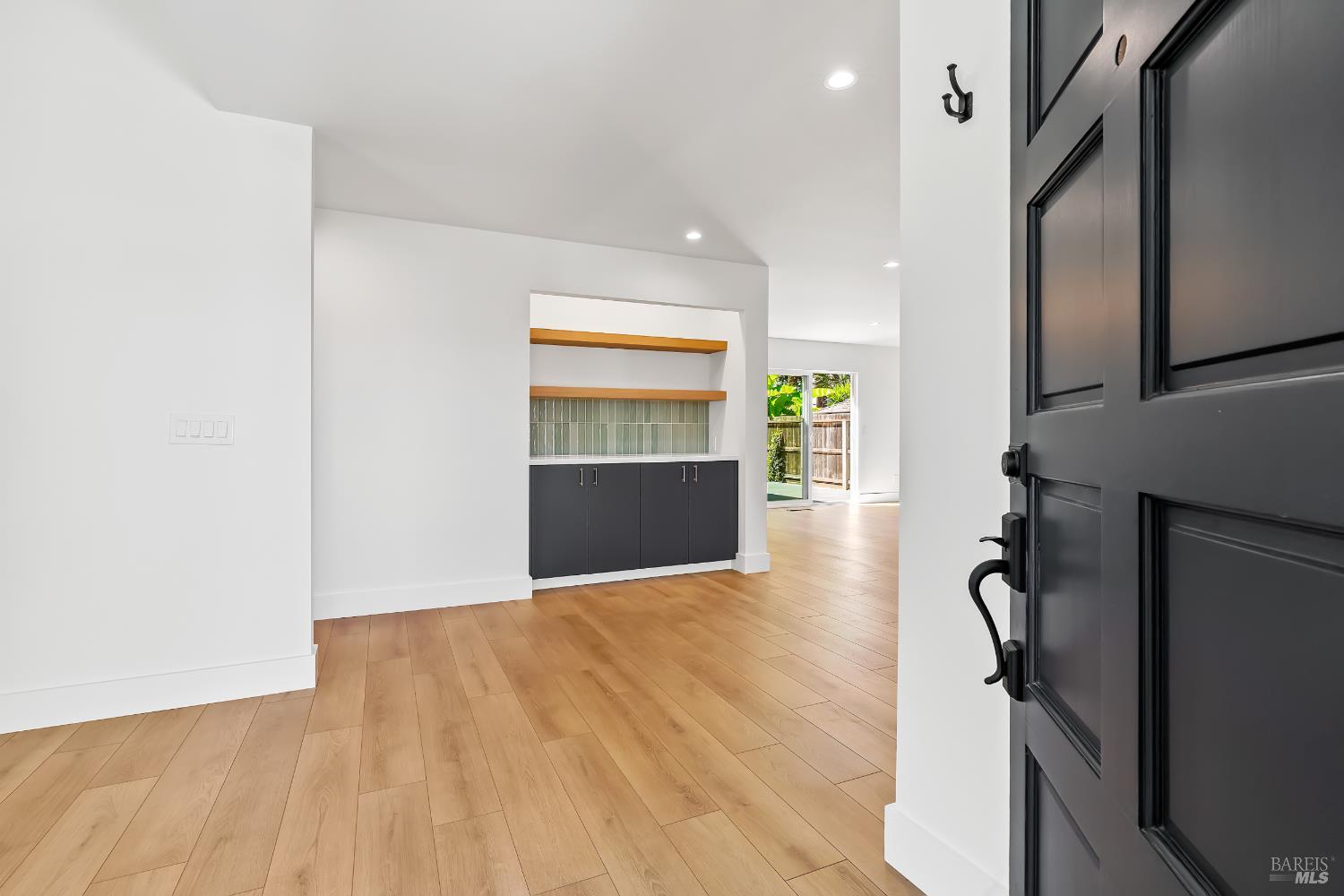 1812 Sansone Drive Santa Rosa, CA 95403 - Photo 8 of 32 Gallery Image 8
