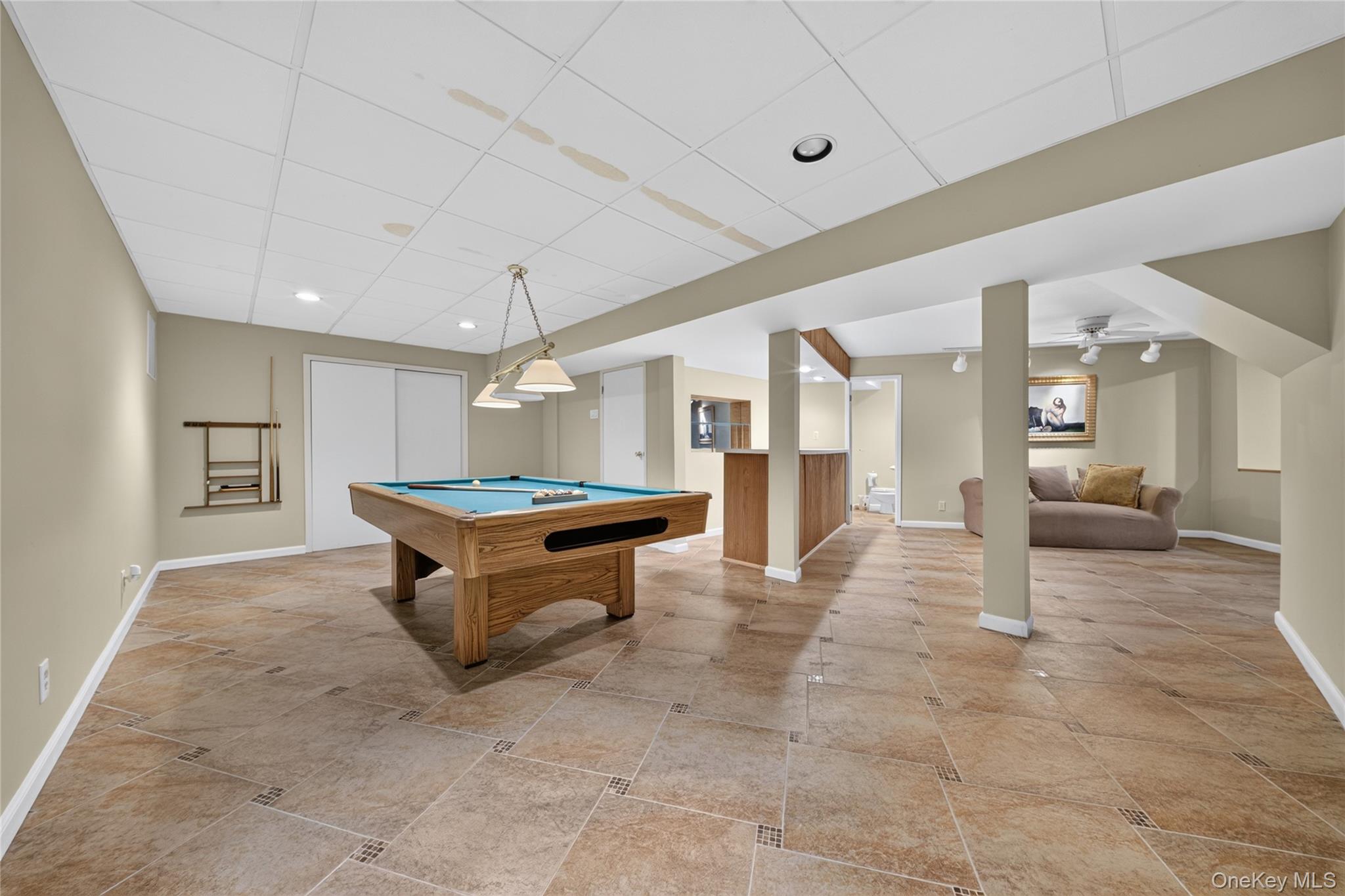 3 Pond Ridge Road Woodbury, NY 11797 - Photo 20 of 25 Gallery Image 20