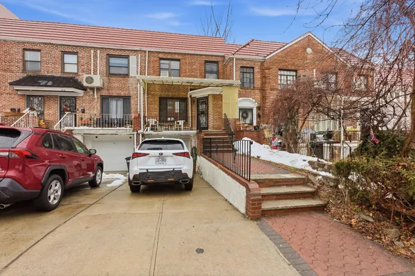 $5,500 | 64-36 Austin Street | Rego Park