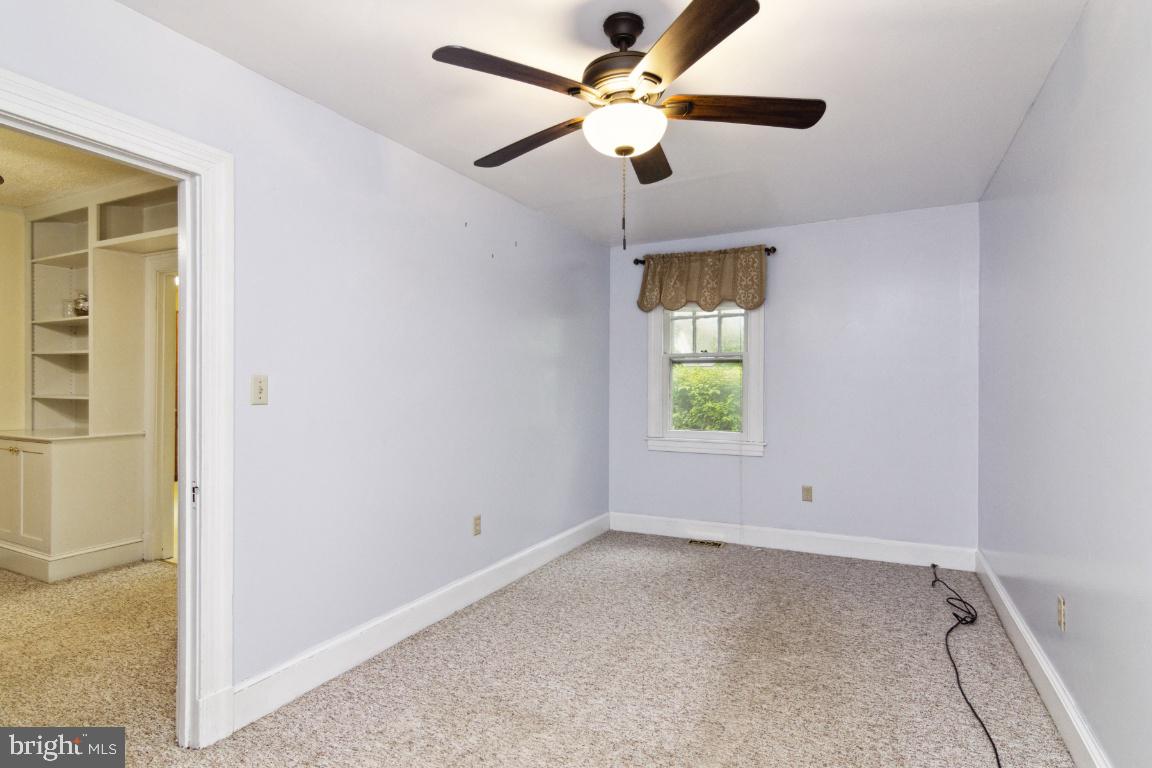 120 Lakeview Avenue Edgewater, MD 21037 - Photo 13 of 35 main Level Bedroom