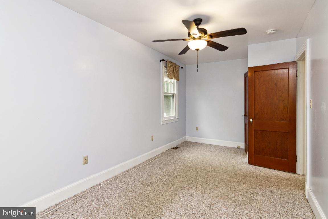 120 Lakeview Avenue Edgewater, MD 21037 - Photo 14 of 35 Bedroom