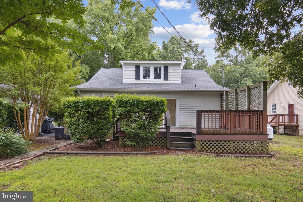 120 Lakeview Avenue Edgewater, MD 21037 - Photo 25 of 35 Exterior Rear