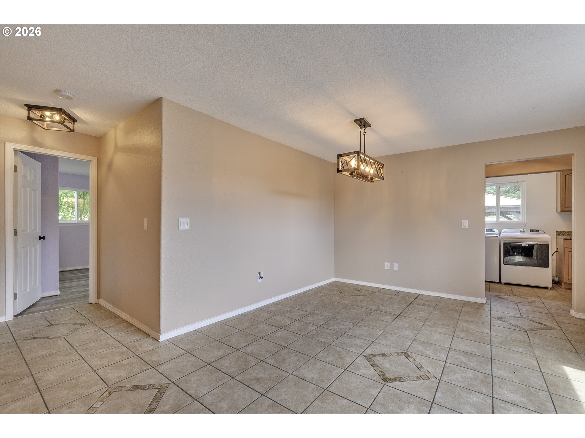 12120 Southwest Tonquin Road Sherwood, OR 97140 - Photo 11 of 36