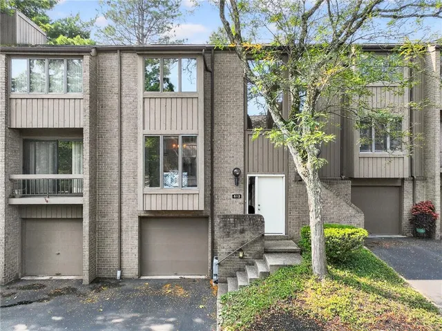 $199,000 | 512 Dogwood Court, Pittsburgh, PA 15237