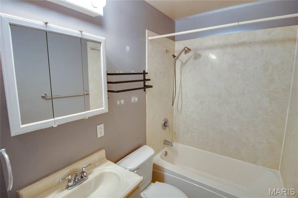 205 Williams Street Bethalto, IL 62010 - Photo 18 of 28