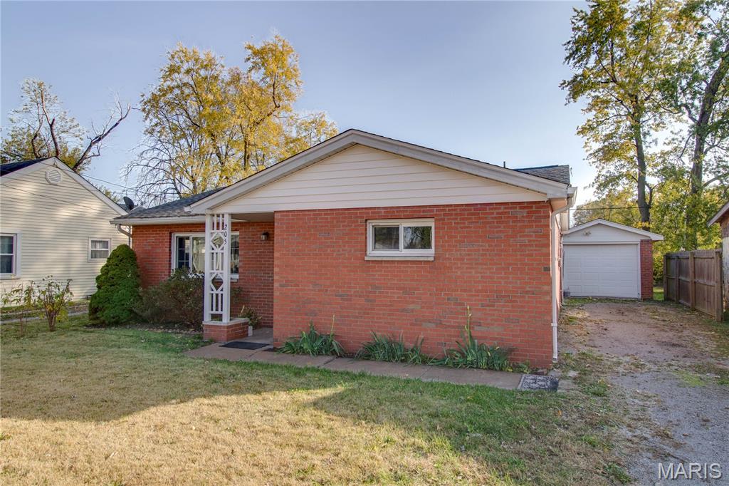205 Williams Street Bethalto, IL 62010 - Photo 2 of 28