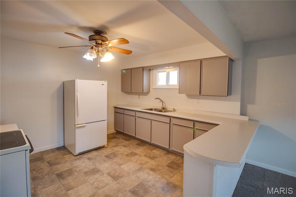 205 Williams Street Bethalto, IL 62010 - Photo 10 of 28