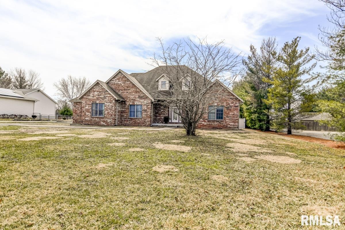 270 White Road Glenarm, IL 62536 - Photo 1 of 46 Gallery Image 1