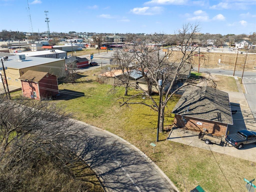 606 Wainwright Street Denton, TX 76201 - Photo 3 of 14