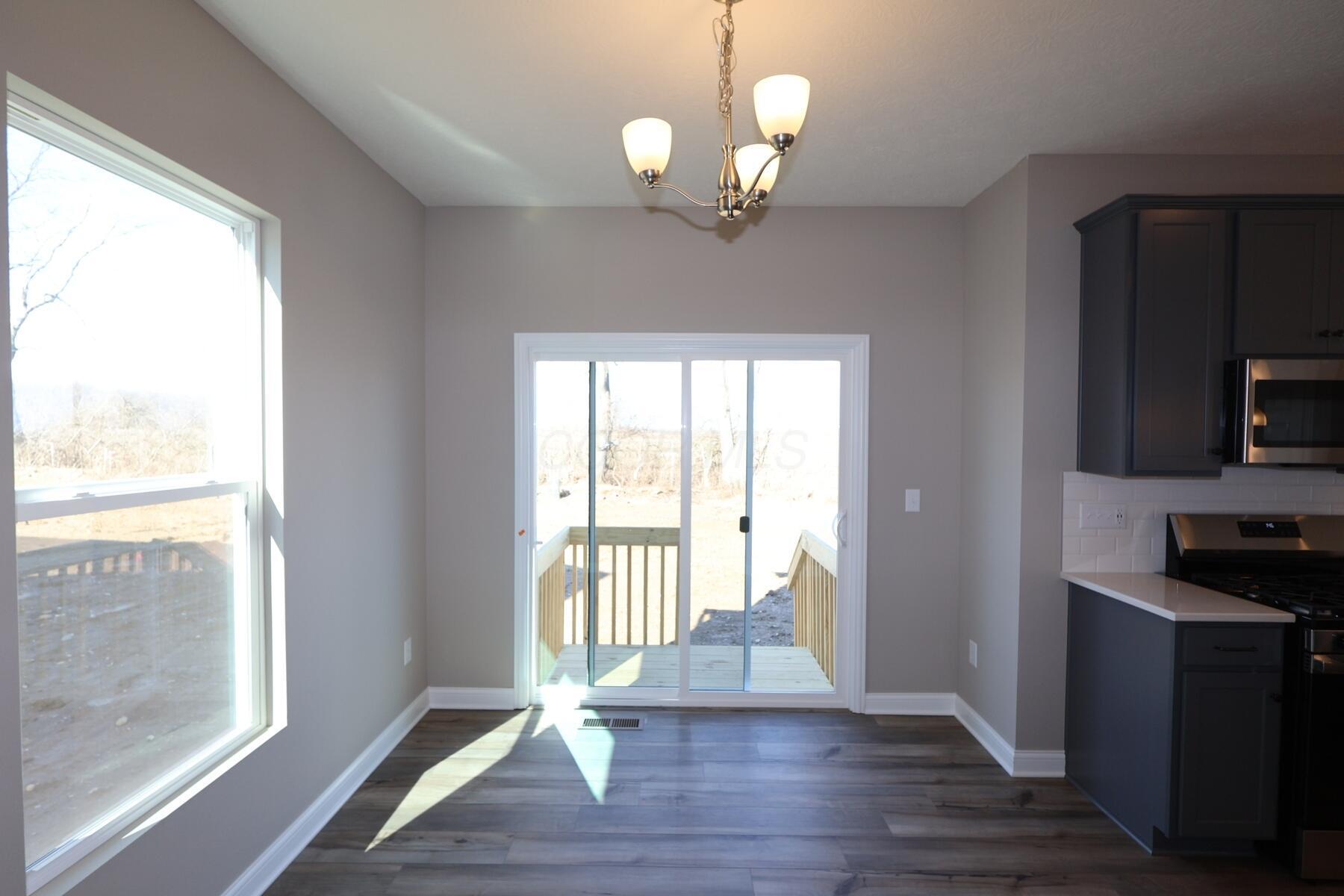 338 Cherry Hills Road Commercial Point, OH 43116 - Photo 5 of 27 Dining Area