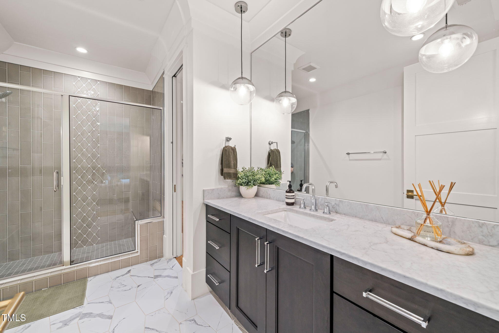 5308 Montclair Drive Raleigh, NC 27609 - Photo 54 of 71 54-web-or-mls-untitled-12