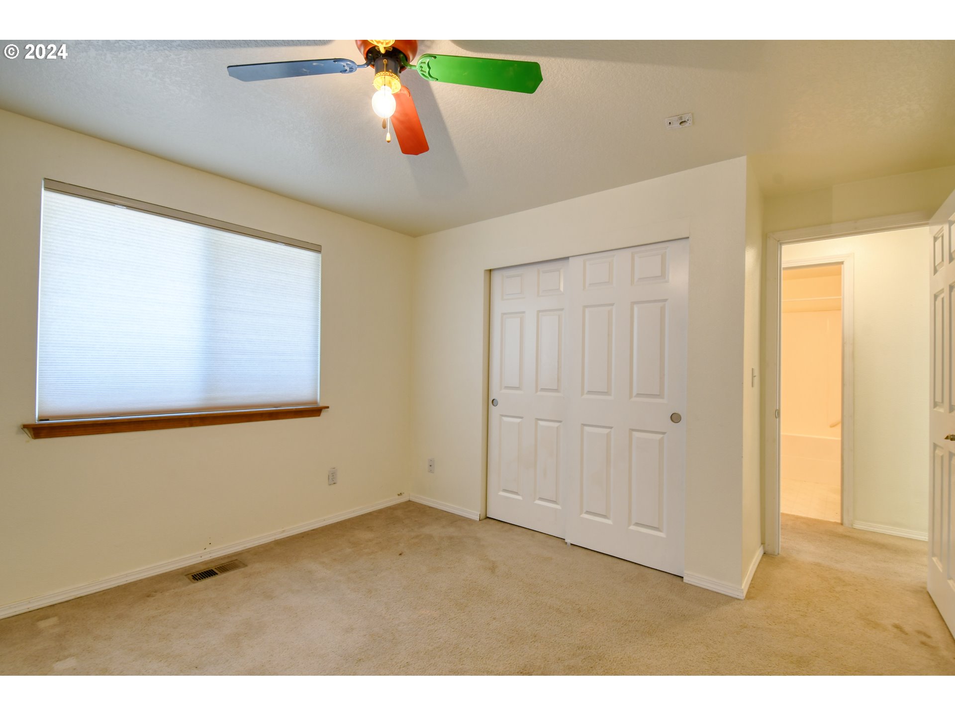 1316 Southwest 10th Court Pendleton, OR 97801 - Photo 23 of 44 a view of an empty room