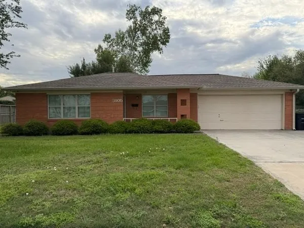 $1,850 | 1805 Wycliffe Drive, Houston, TX 77043