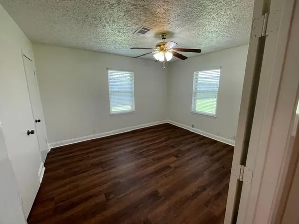 $1,850 | 1805 Wycliffe Drive, Houston, TX 77043