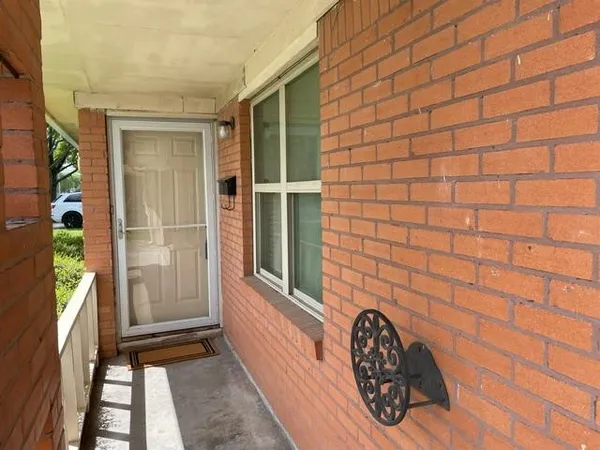 $1,850 | 1805 Wycliffe Drive, Houston, TX 77043