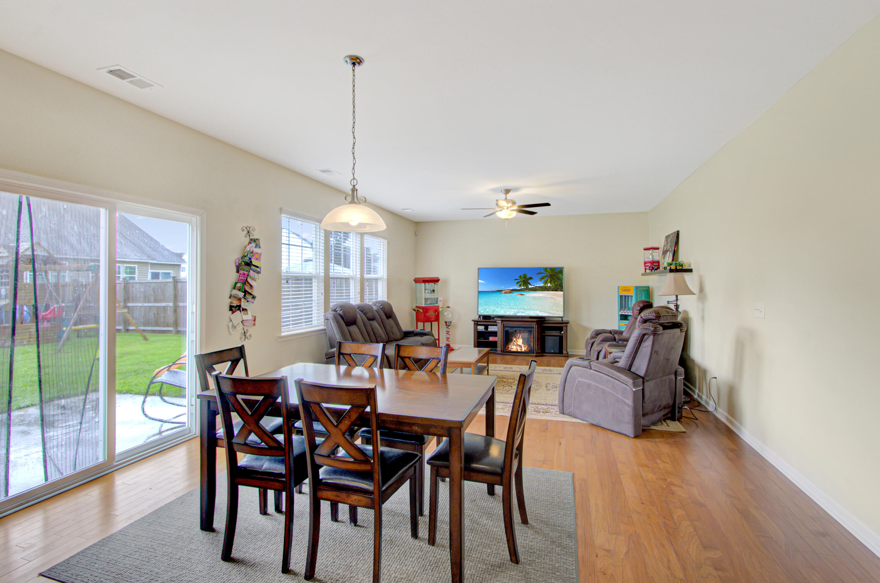 656 Silver Moss Drive Moncks Corner, SC 29461 - Photo 10 of 28 IMG_0043_4_5