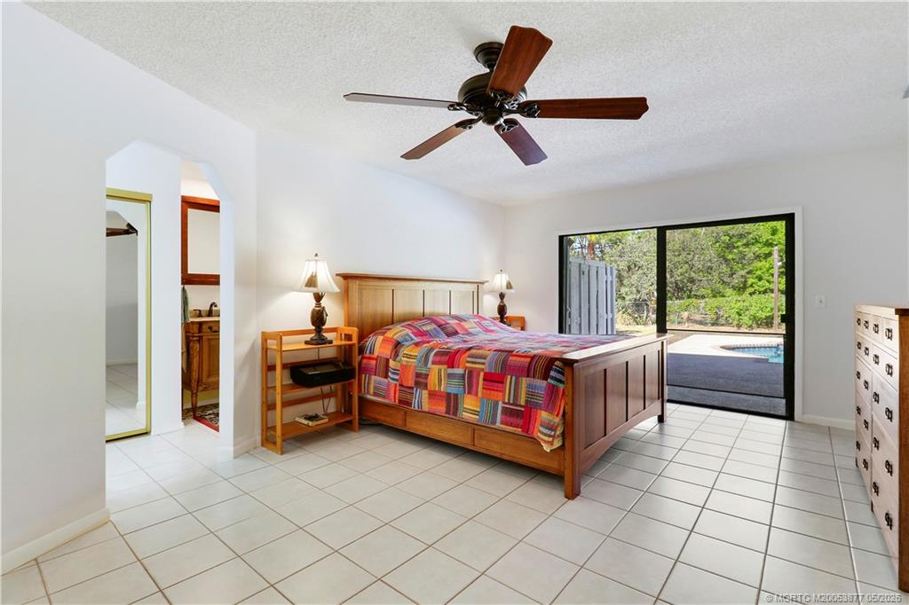 10941 Southwest Hawkview Circle Stuart, FL 34997 - Photo 12 of 36