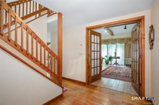 29 Pease Road Woodbridge, CT 06525 - Photo 6 of 19