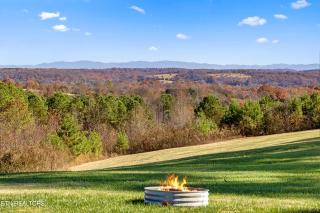 $759,000 | 1390 County Road 3051, Athens, TN 37303