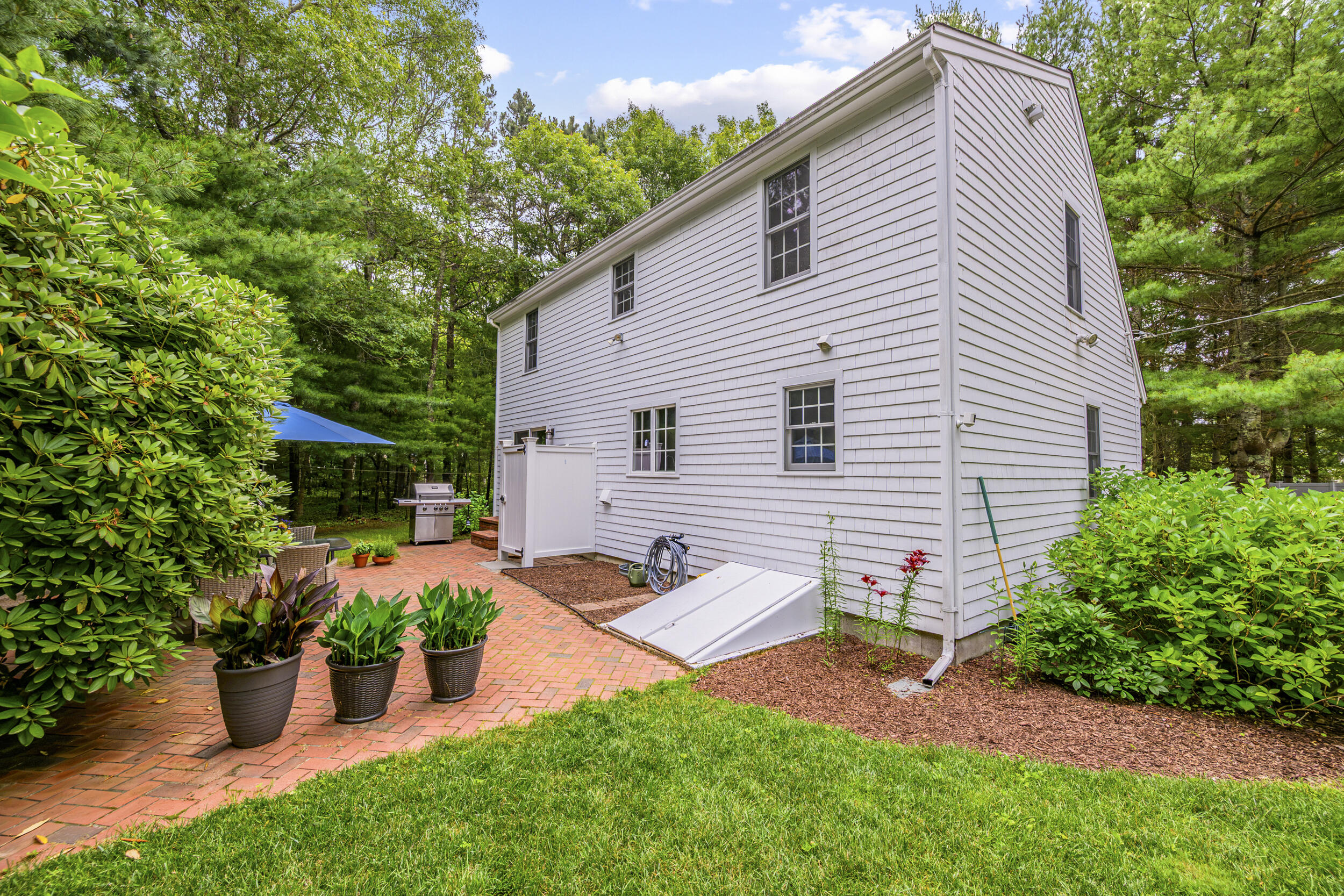 20 Shannon Way Centerville, MA 02632 - Photo 32 of 39 Back1