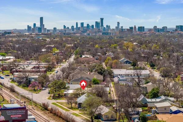 $1,235,000 | 5114 Caswell Avenue, Austin, TX 78751