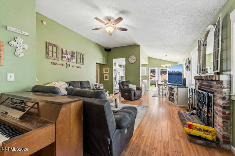 5880 Starcrest Avenue Reno, NV 89523 - Photo 8 of 26 5880 Starcrest Avenue (8 of 26)