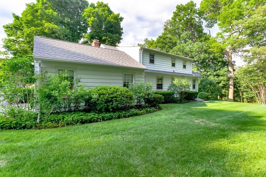 8 South Colonial Road Wilbraham, MA 01095 - Photo 27 of 30